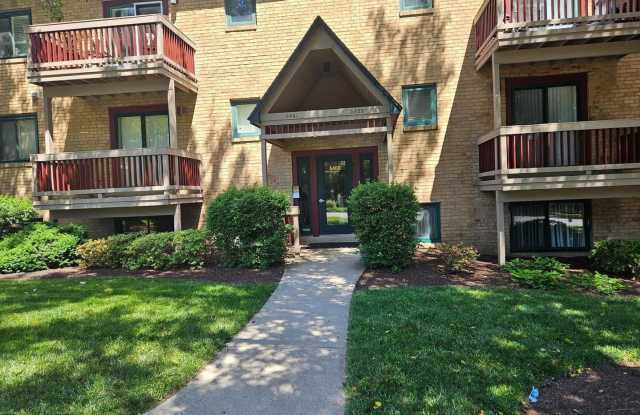 5401 HIGHLAND Court Gallery 1