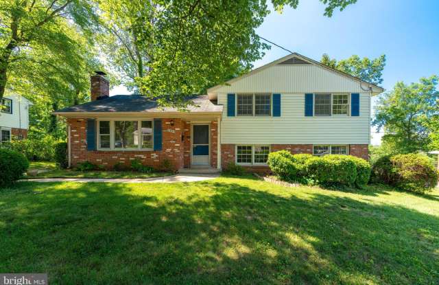 7933 ELLET ROAD - 7933 Ellet Road, Ravensworth, VA 22151