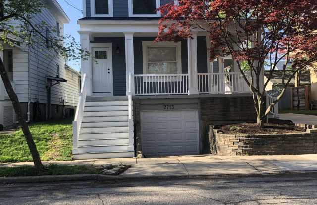 2713 Griffiths Avenue photos photos