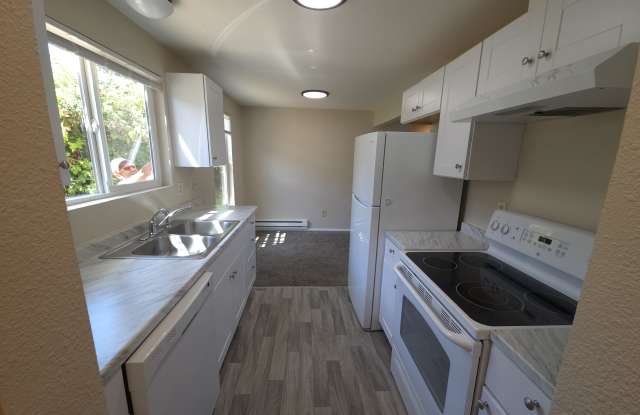 2412 S I St photos photos
