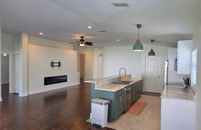 730 STRAW LAKE Drive Gallery 3