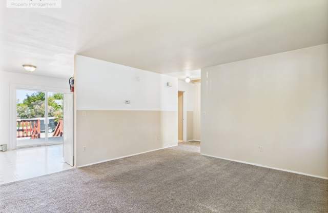 4 Bedroom Near Downtown! Gallery 3