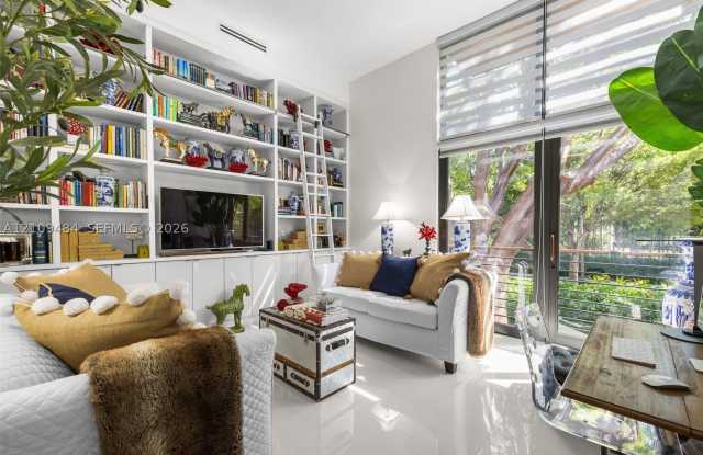 201 E Enid Drive Gallery 1