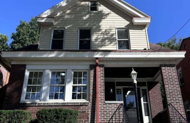 Available Now! Newly Renovated 4 Bedroom 2 Bath Home in Marshall Shadeland Gallery 1