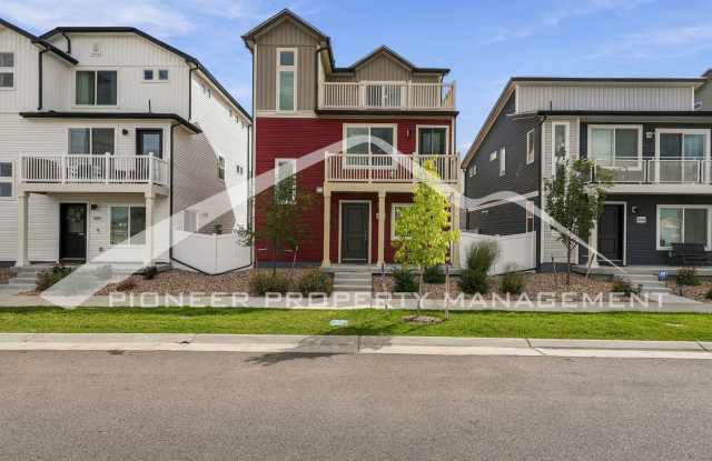 Charming Home with Central AC and Washer/Dryer Gallery 1