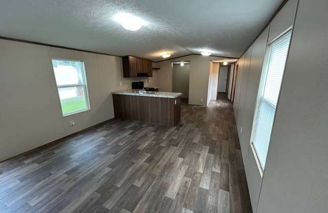312 Hovie Ct. Gallery 2