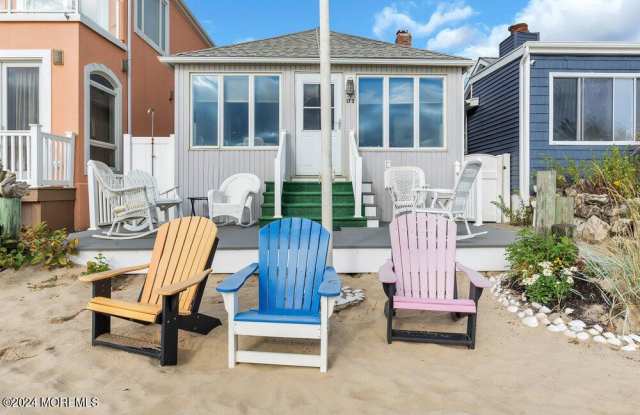 173 Beachfront photos photos