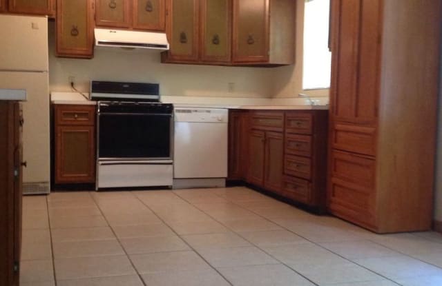 1902 Sherwood Drive - 1902 Sherwood Drive, Tallahassee, FL 32303