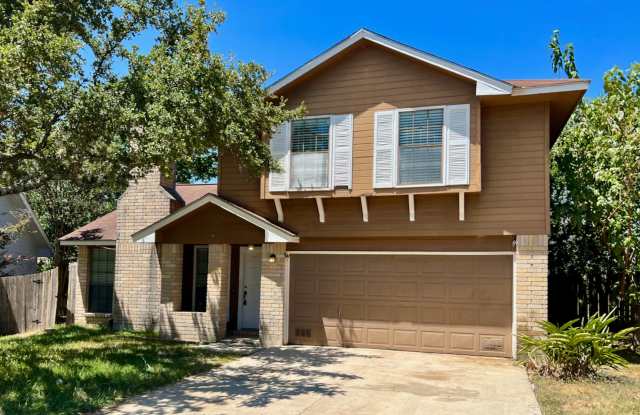 Spacious 3-Bed 2.5-Bath on Northeast Side (inside 1604) 18-Month LEASE SPECIAL! photos photos