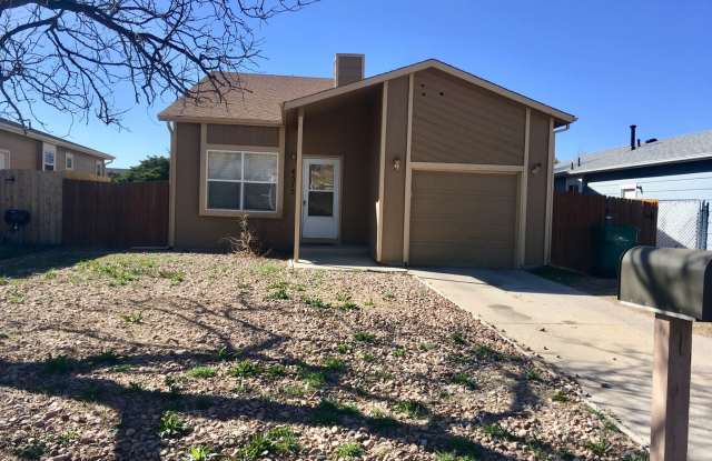 Cute 3 Bedroom, 2 Bath Single Family Home photos photos