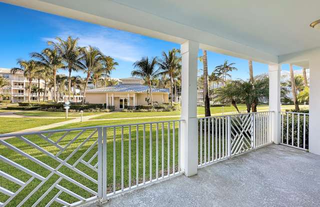 312 Bay Colony Drive N photos photos