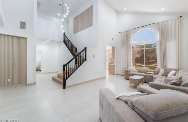 8253 Ruby Mountain Way Gallery 4