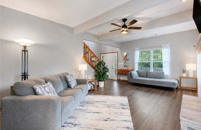 66 Lakeside Drive Gallery 2