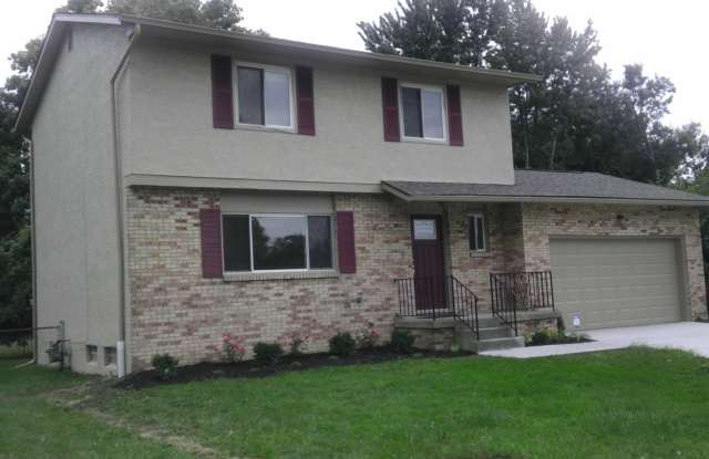 4 bdr house with attached garage photos photos