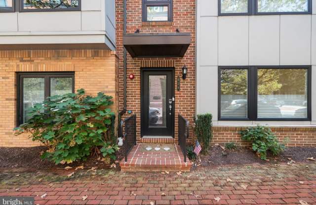428 STABLER LANE photos photos