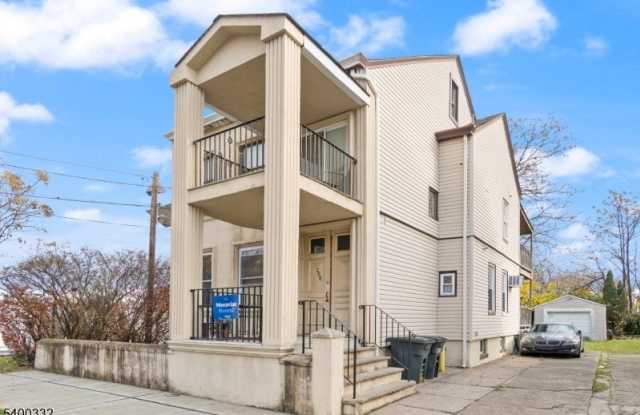 288 N 6Th St photos photos