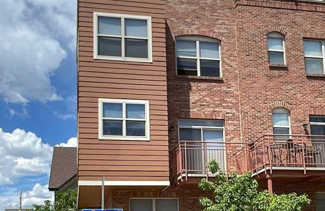 3 Bed End Unit Townhome near Old Town Arvada photos photos