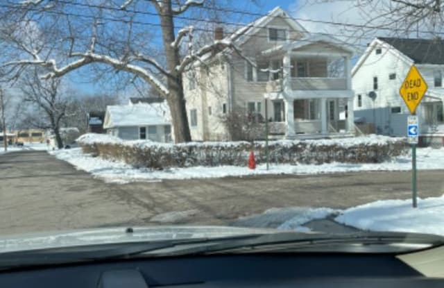 5108 Miller Ave Lower - 5108 Miller Avenue, Maple Heights, OH 44137