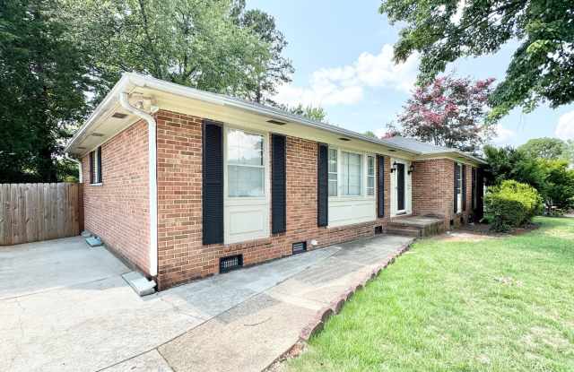 Updated 3 Bedroom Located Off Jefferson Rd - Lawncare Included! photos photos Updated 3 Bedroom Located Off Jefferson Rd - Lawncare Included! photos photos