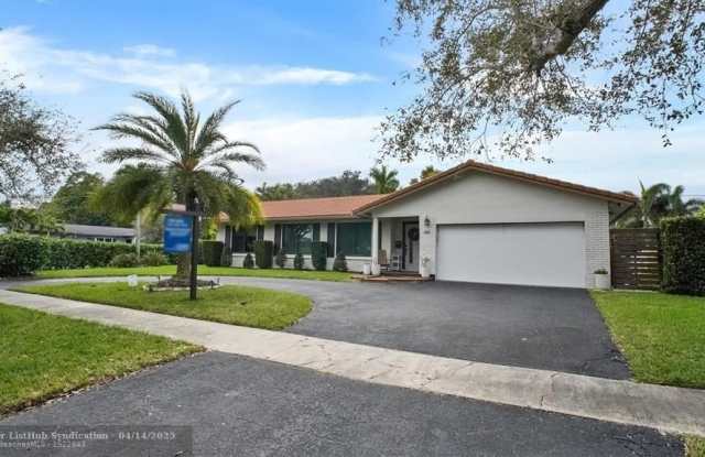 661 S Fig Tree Ln - 661 South Fig Tree Lane, Plantation, FL 33317 661 S Fig Tree Ln - 661 South Fig Tree Lane, Plantation, FL 33317