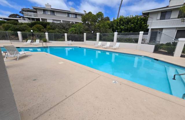Spacious 4-Bedroom Townhome for Rent in Desirable University City photos photos