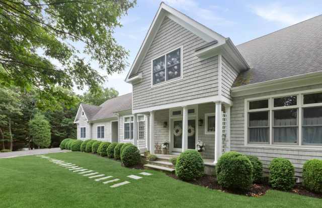 2 Hilltop Lane Gallery 2