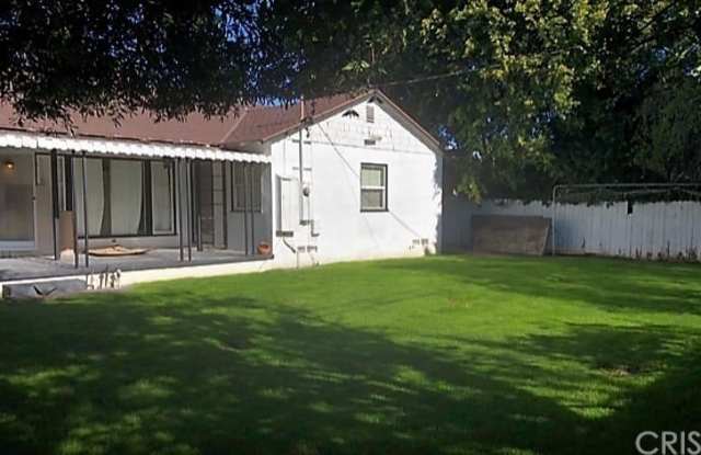 13724 La Maida Street Gallery 2