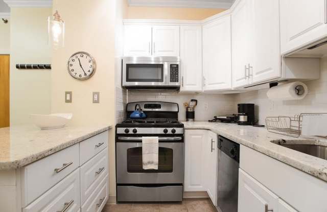 711 WILLOW AVE - 711 Willow Avenue, Hoboken, NJ 07030