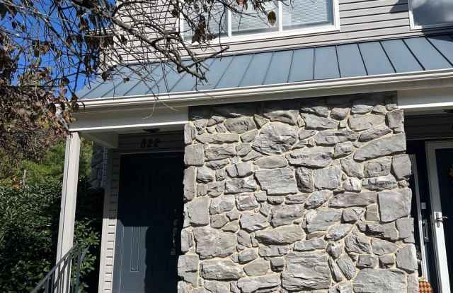 822 CHANTICLEER photos photos