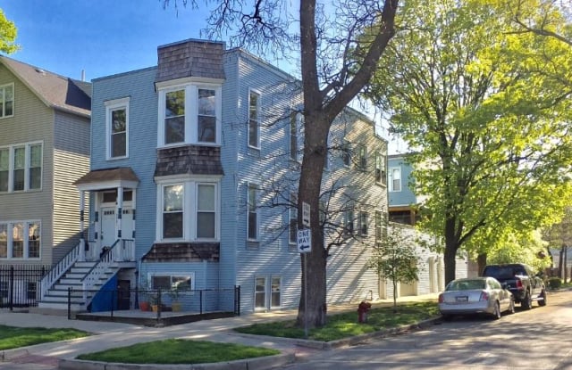 3301 N Oakley Blvd 2 - 3301 North Oakley Avenue, Chicago, IL 60618