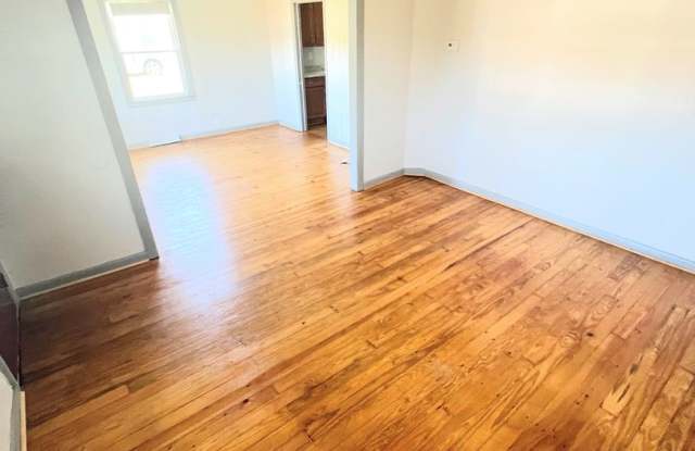 2 Bedroom Home in Amherst County Gallery 4