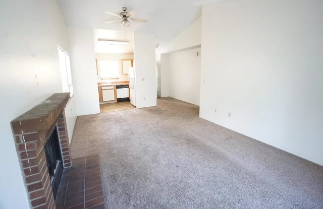 364 S ESTES ST photos photos