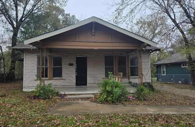 1126 W 6th Avenue photos photos