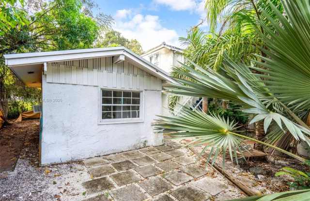 176 NE 50th St - 176 Northeast 50th Street, Miami, FL 33137