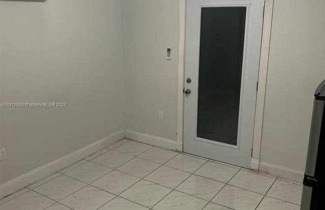 14364 SW 159th Ter photos photos