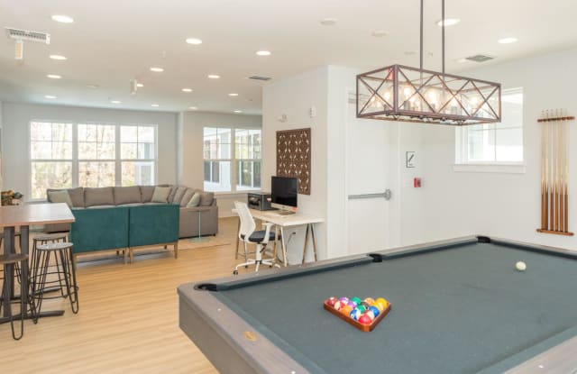 Diamond North Apartments Gallery 4