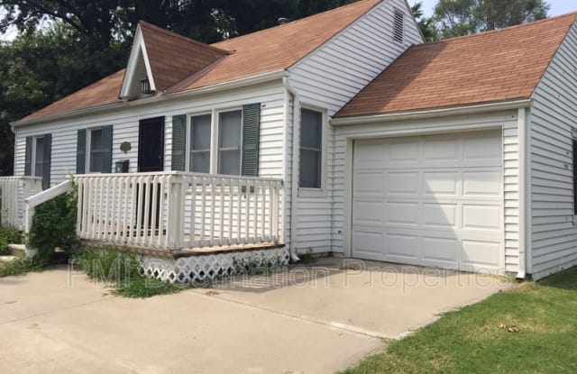 9008 E 66th St - 9008 East 66th Street, Raytown, MO 64133
