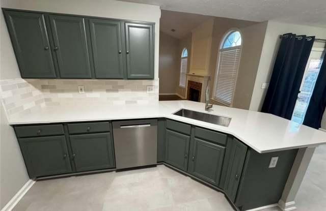 1425 Overland Crossing Gallery 3
