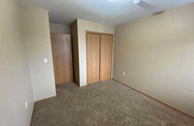 Quail Hollow Townhomes Gallery 2