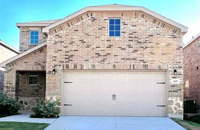 605 Manchester Street - 605 Manchester Street, Van Alstyne, TX 75495