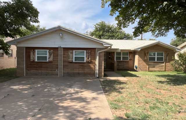 4 Bedroom in Established Neighborhood photos photos
