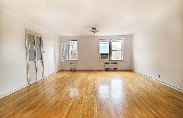 10528 65th Ave Apt 6F Gallery 1