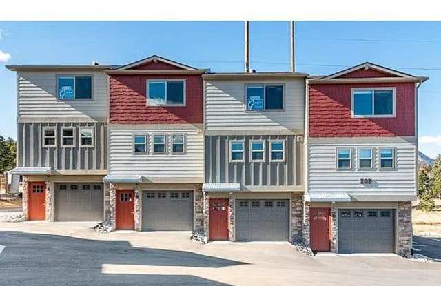 262 Stanley Ave photos photos