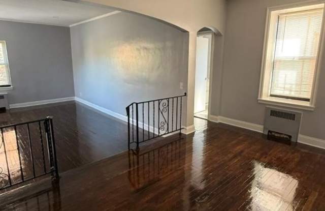 33 S Munn Ave photos photos