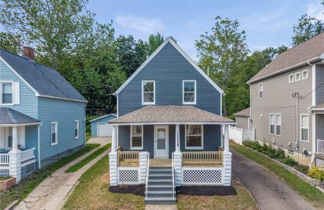 12028 Wade Park Avenue Gallery 1