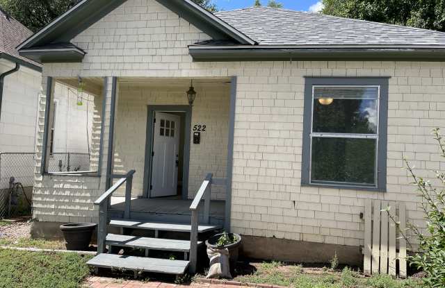 522 N Spruce St photos photos