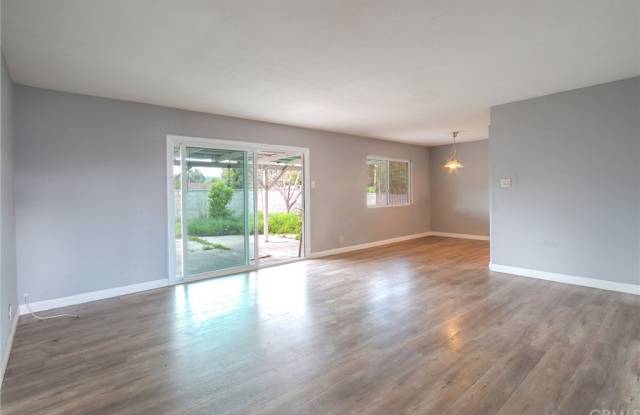 1937 Jellick Avenue Gallery 2