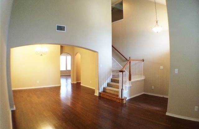 6906 Shore Breeze Court Gallery 3
