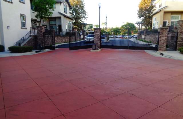 15332 Ashley Court Gallery 3