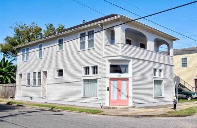 8401 WILLOW Street photos photos